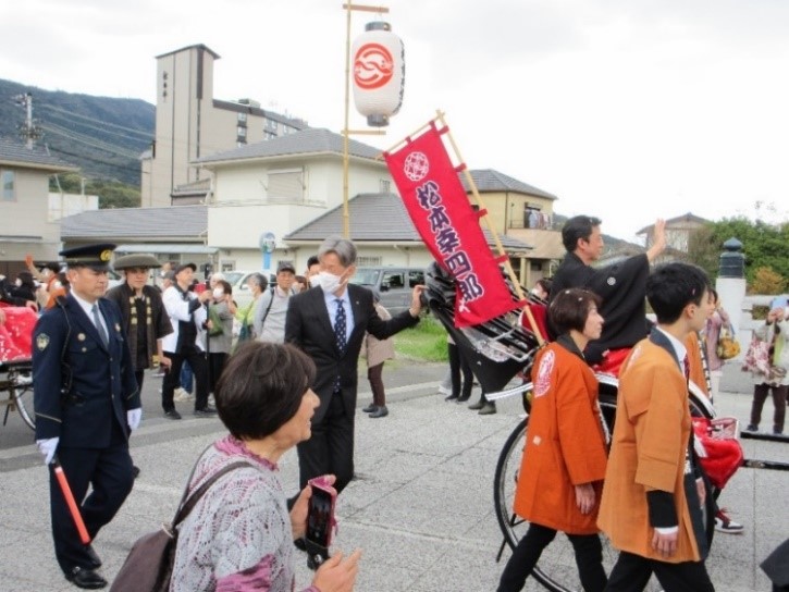 こんぴら歌舞伎大芝居お練り雑踏警備の様子