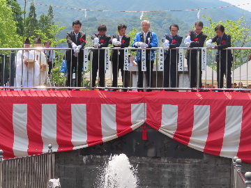 香川用水水口祭の様子