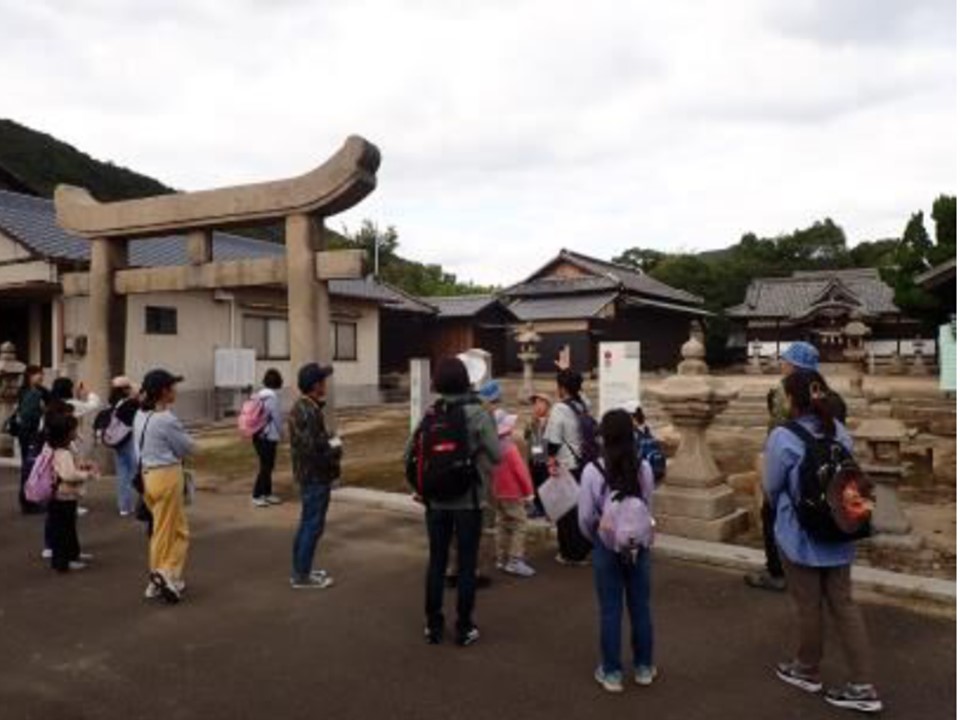 小烏神社、千歳座