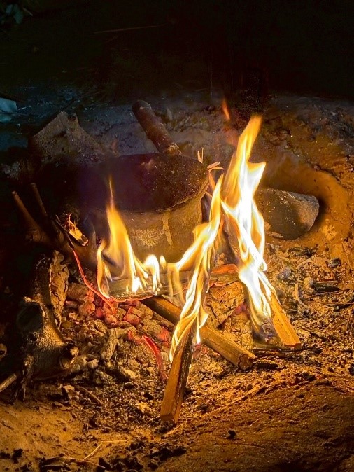 土器を使った炊飯体験