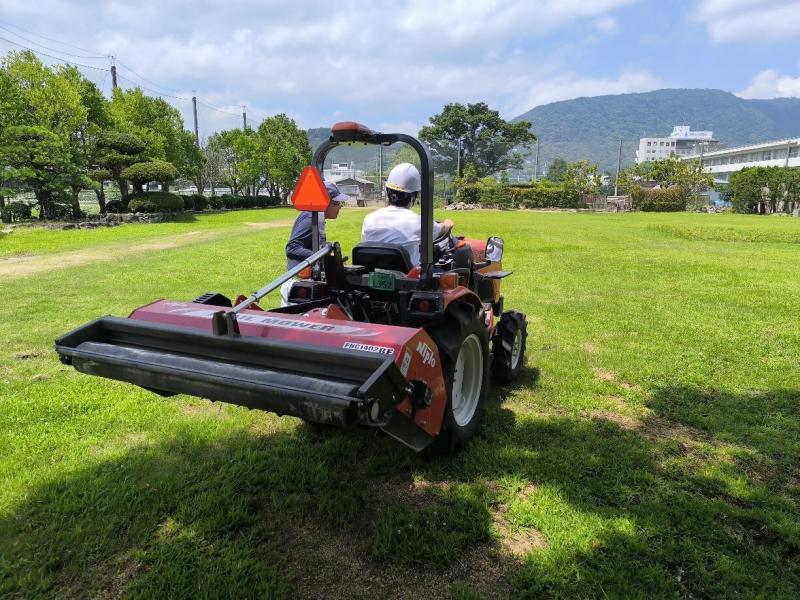 r8(711)機械